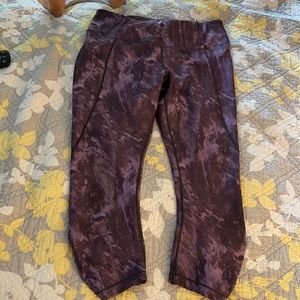 Calia by Carrie Underwood Capri leggings